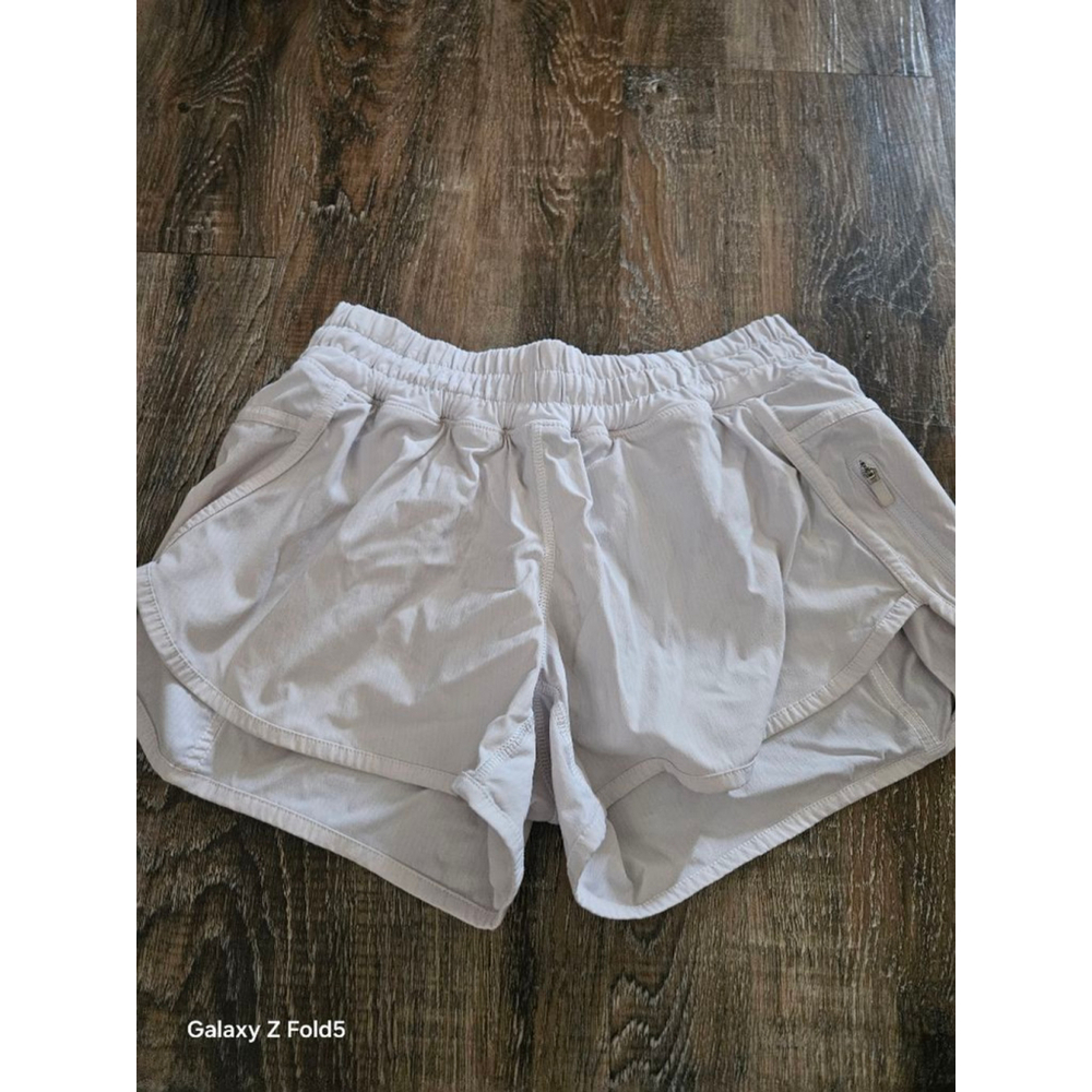 Women's Lululemon Light Gray Athletic Shorts Size 8